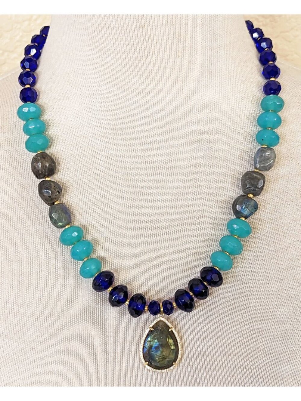 Southwestern Royal Blue & Aqua, Gray Labradorite Pendant Statement Necklace